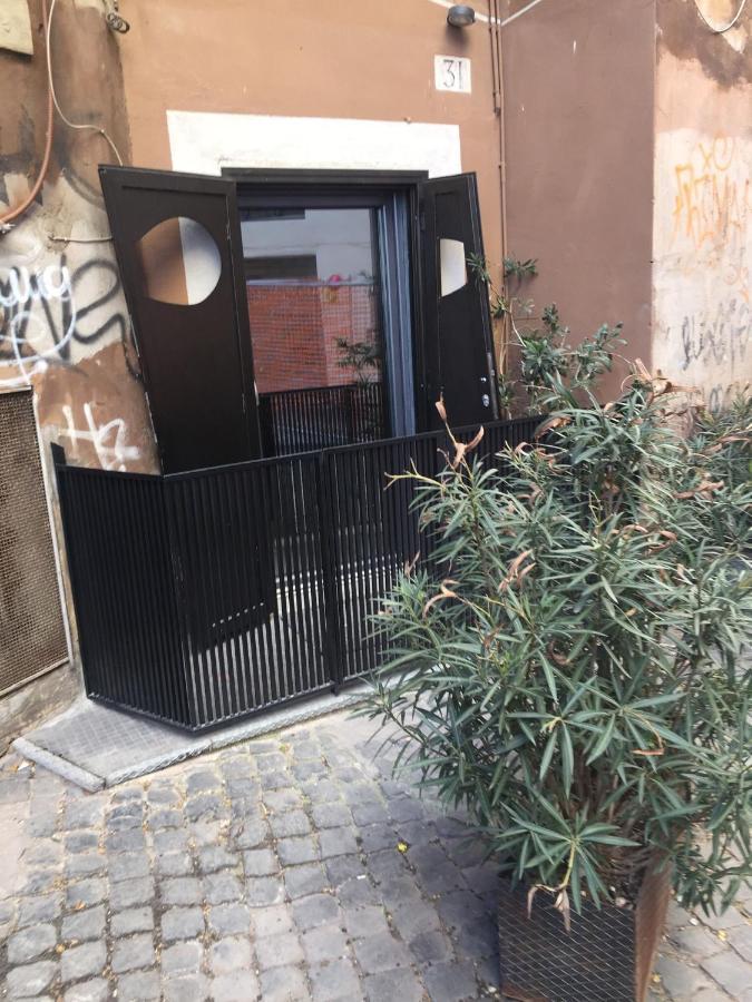 The Essential Trastevere Design Studio Řím Exteriér fotografie