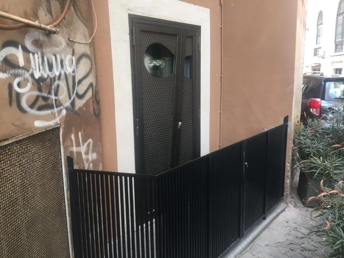 The Essential Trastevere Design Studio Řím Exteriér fotografie
